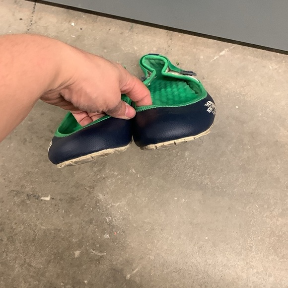 The North face Blue and Green flat shoes - Picture 3 of 6